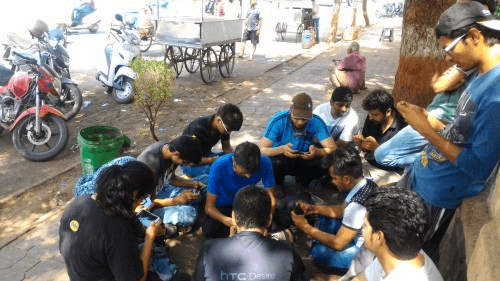 Solute Family going Commando